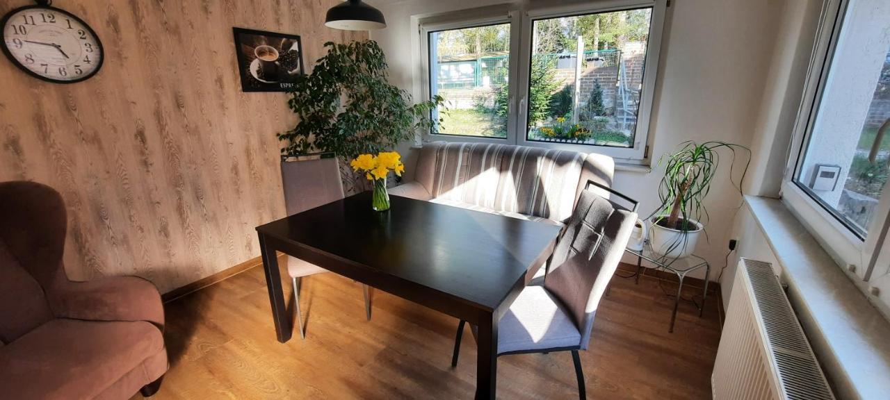 Ferienhaus Im Gruenen/Monteurzimmer Oranienburg Exteriér fotografie